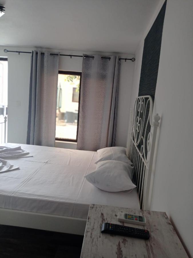 מלון קוסטינסטי Casa Marronne מראה חיצוני תמונה
